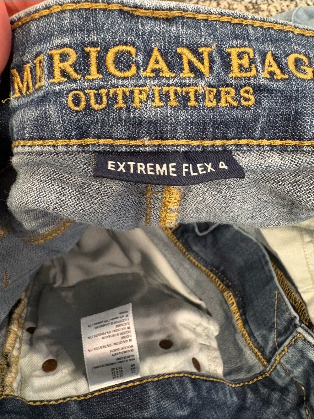 American Eagle Outfitters Men's Medium Blue Straight Jeans - Picture 4 of 5